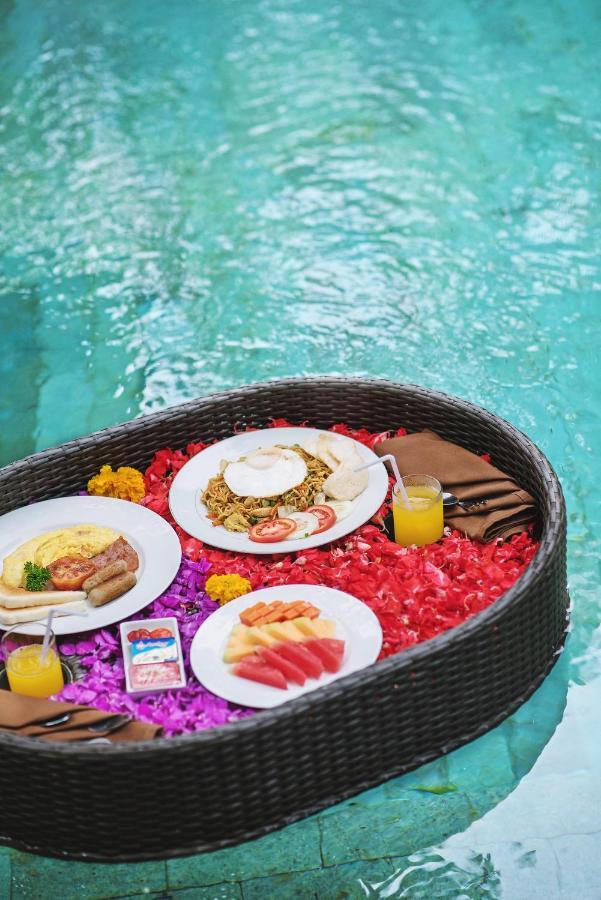 Kubu Manggala Villas Seminyak Luaran gambar