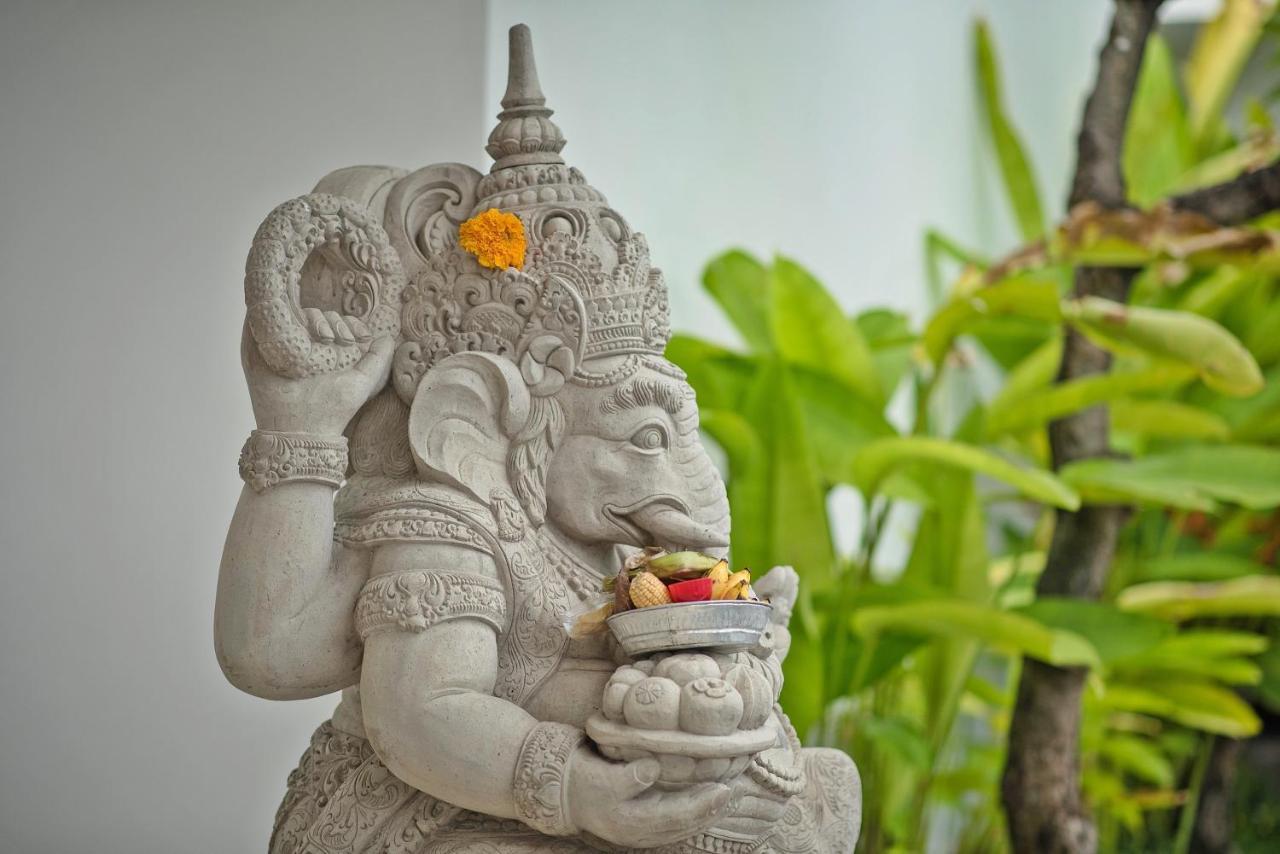 Kubu Manggala Villas Seminyak Luaran gambar