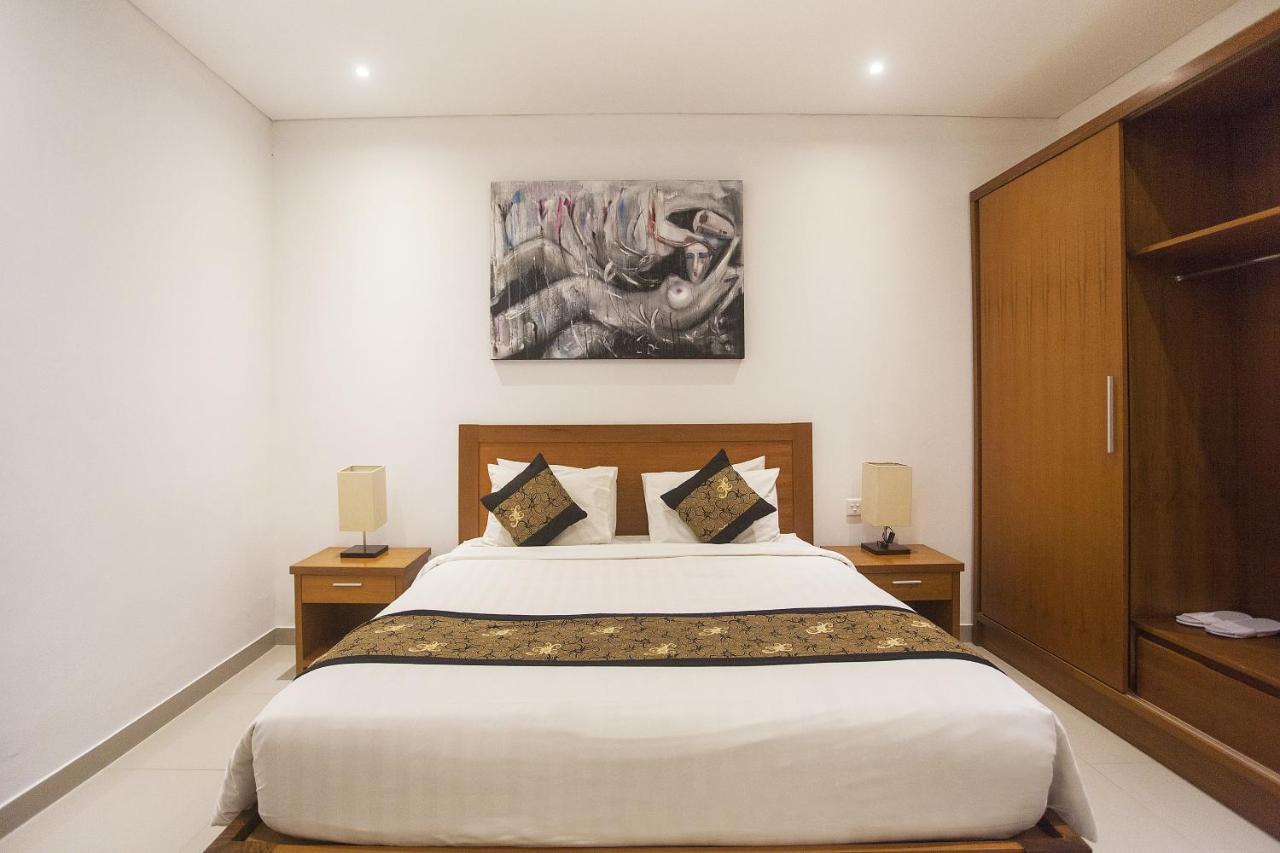 Kubu Manggala Villas Seminyak Luaran gambar